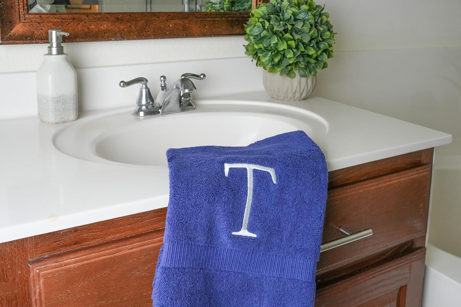 Navy with White Monogrammed Hand Towels for Bathroom - Set of 2 Letter T | Luxury Hotel Quality Initial Towels For