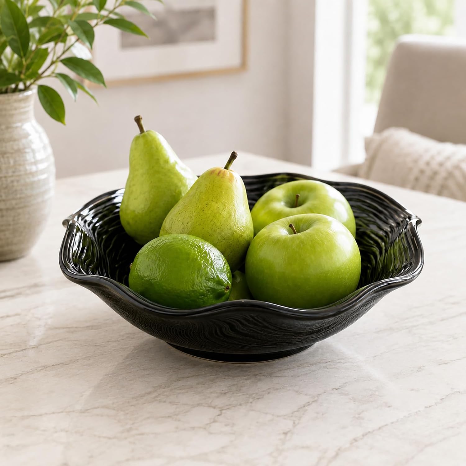 Ceramic Decorative Bowl / Black