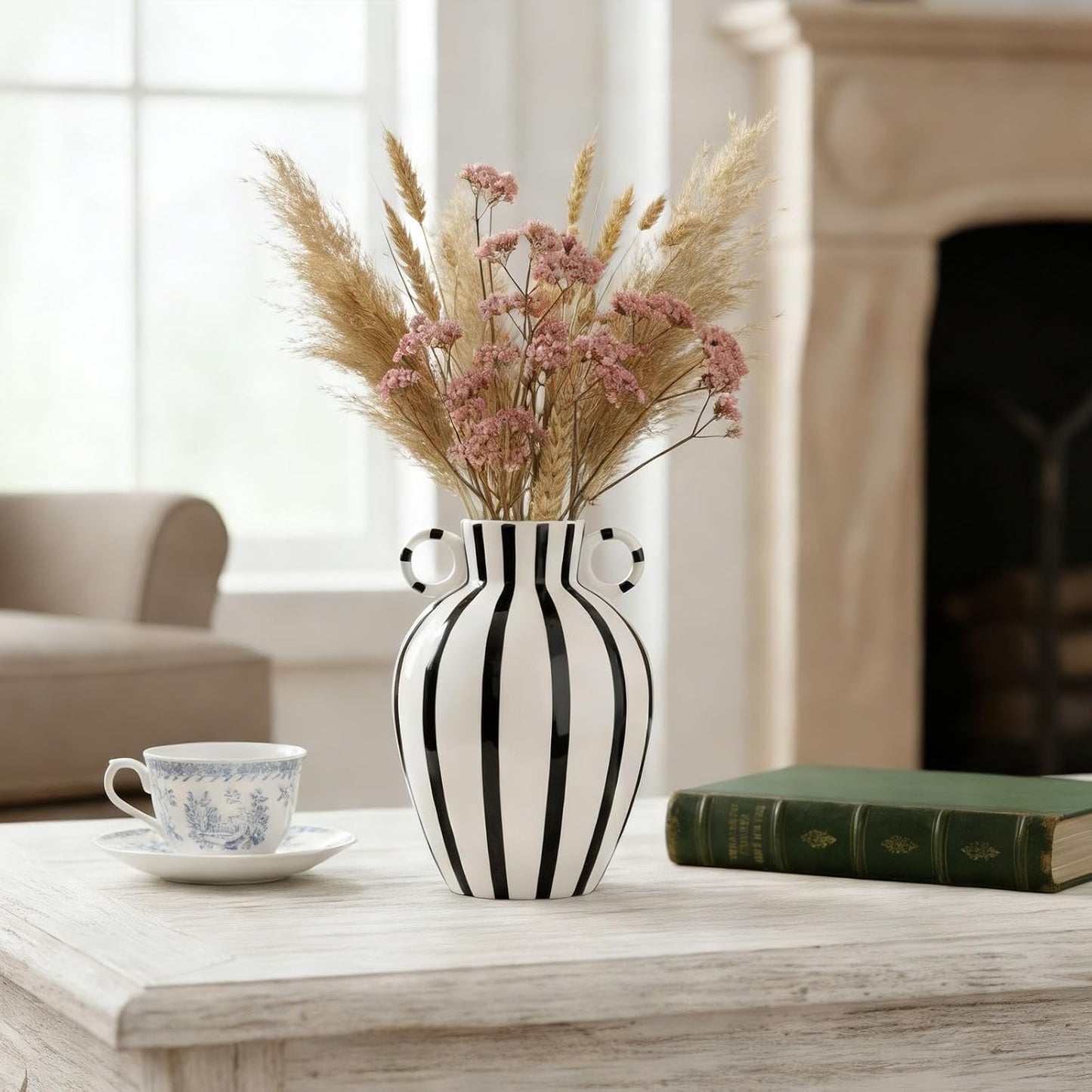 Ceramic Striped Flower Vase / Black
