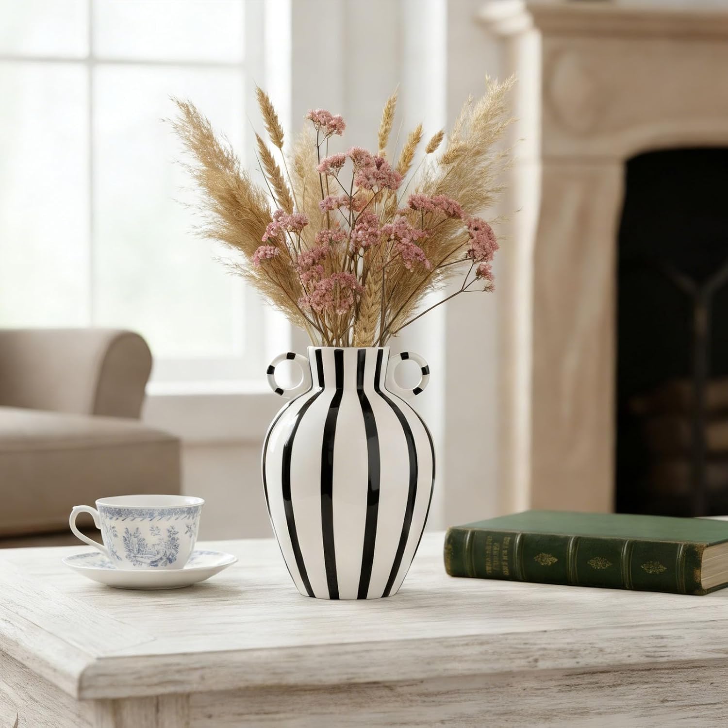 Ceramic Striped Flower Vase / Black