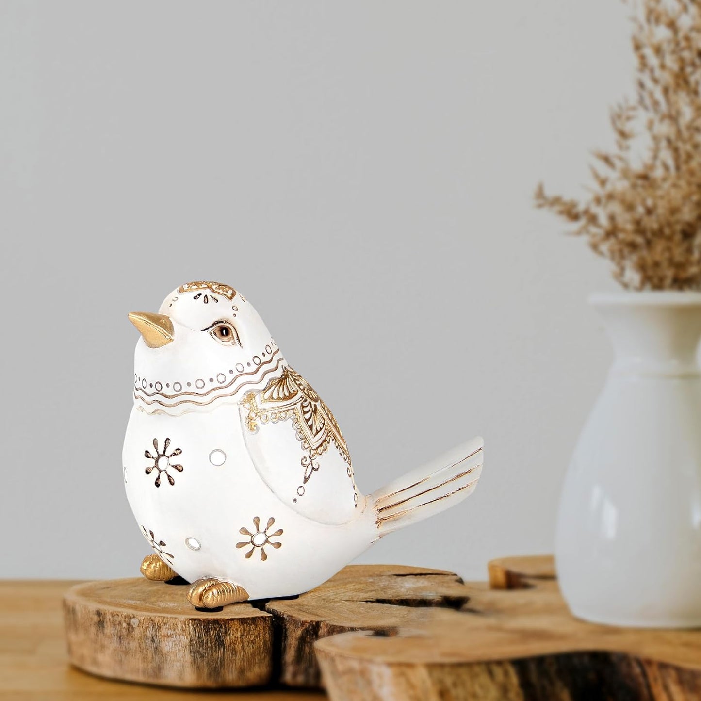 Bird Statue / White