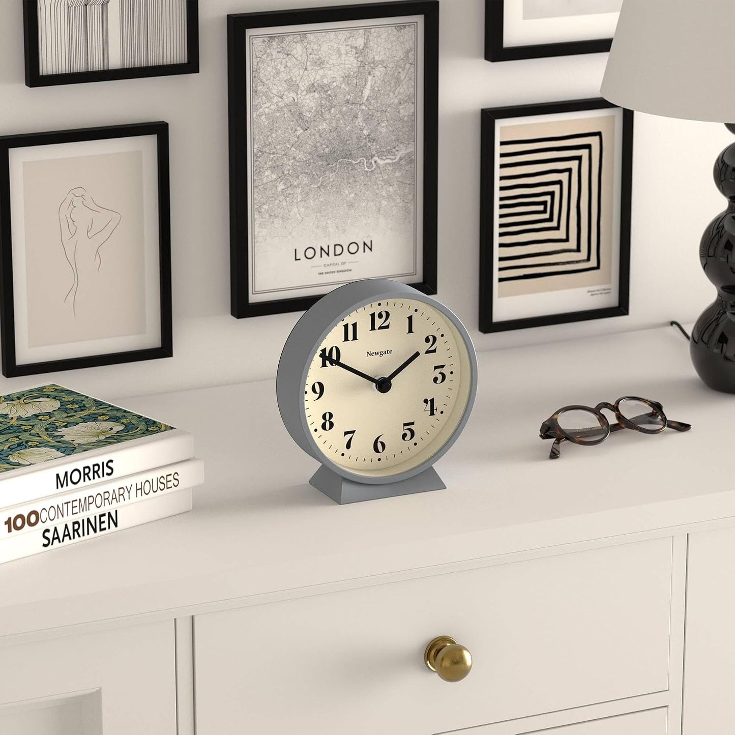 NEWGATE® Theatre Mantel Clock | Modern Classic Round Design | French Navy | Contemporary Style for Desk, Table, Shelf