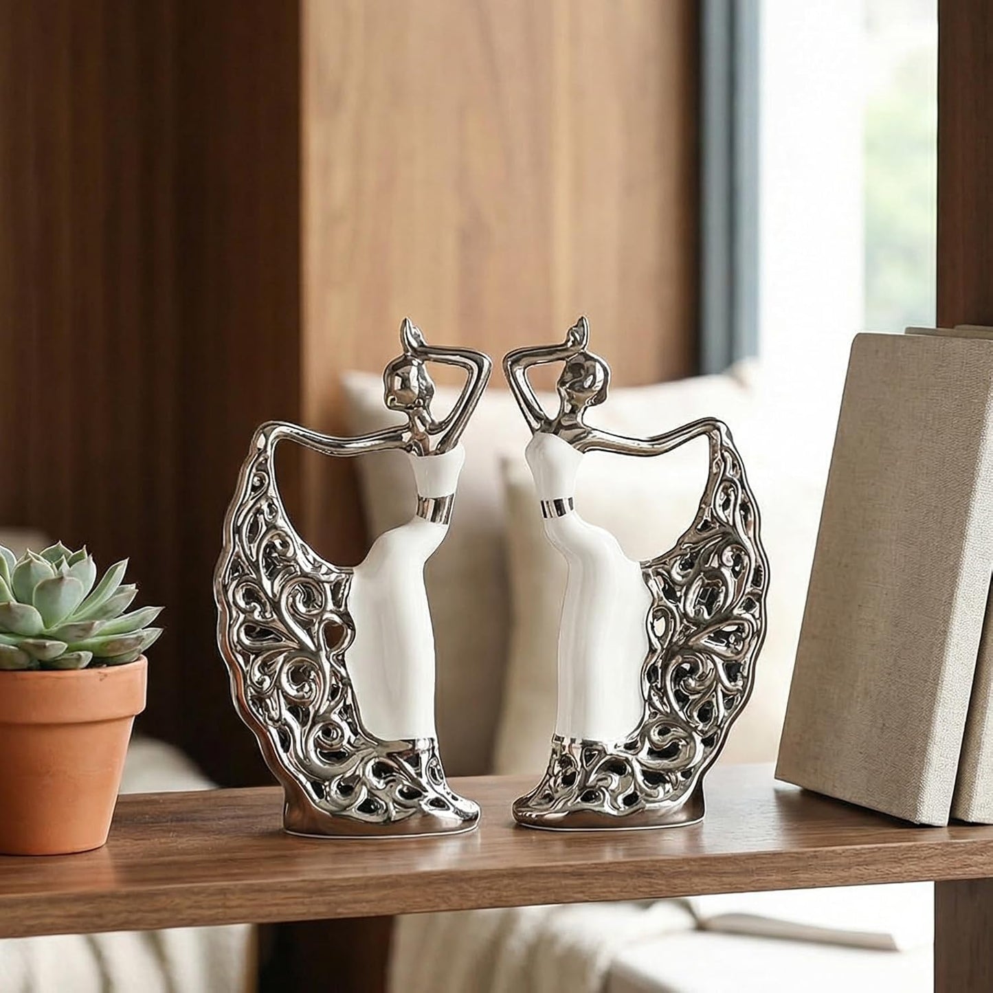 Ceramic Statues Home Decor / White and Silver / Set of 2