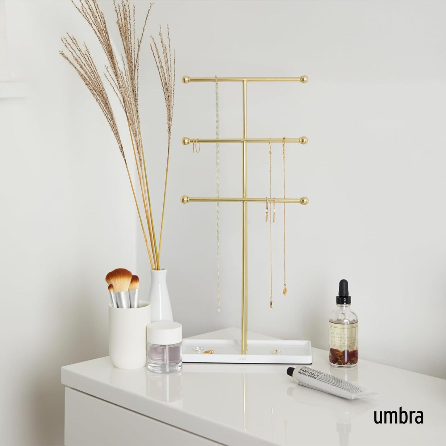 Trigem Hanging Jewelry Organizer Tiered Tabletop Free Standing Necklace Holder Display / White/gold