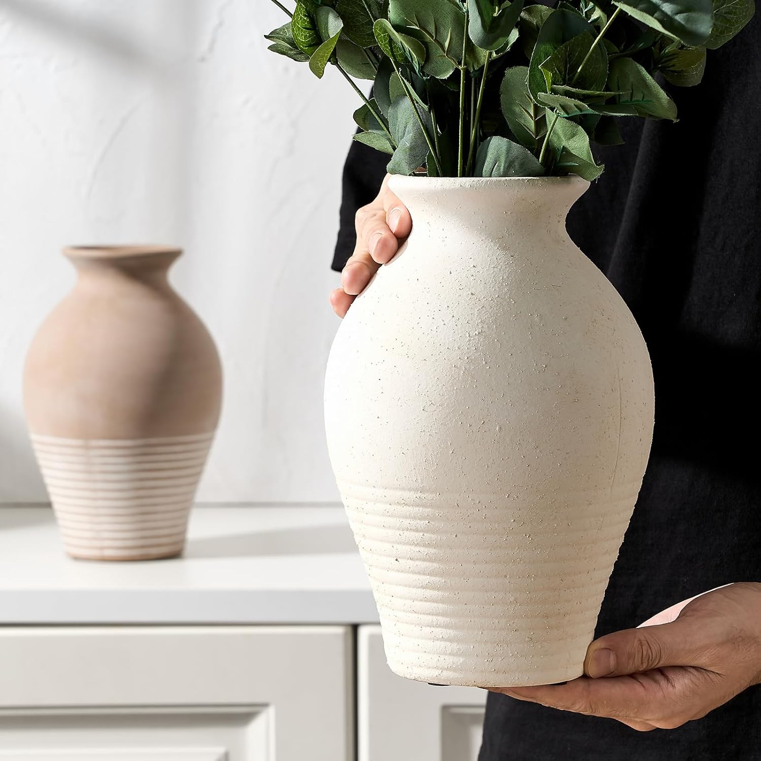 Ceramic Rustic Farmhouse Vase / Off-white / 9.2 Inch