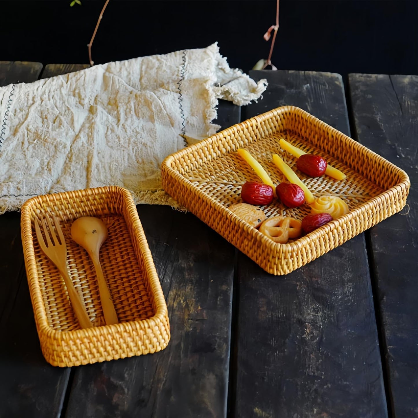 Rattan Serving Tray / M / Natural