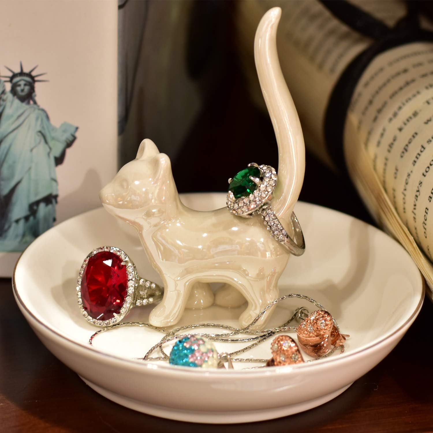 Cat Ring Holder Trinket Tray Ceramic Jewelry Dish Decorative Ring Holder/Trinket Tray / Pearl White