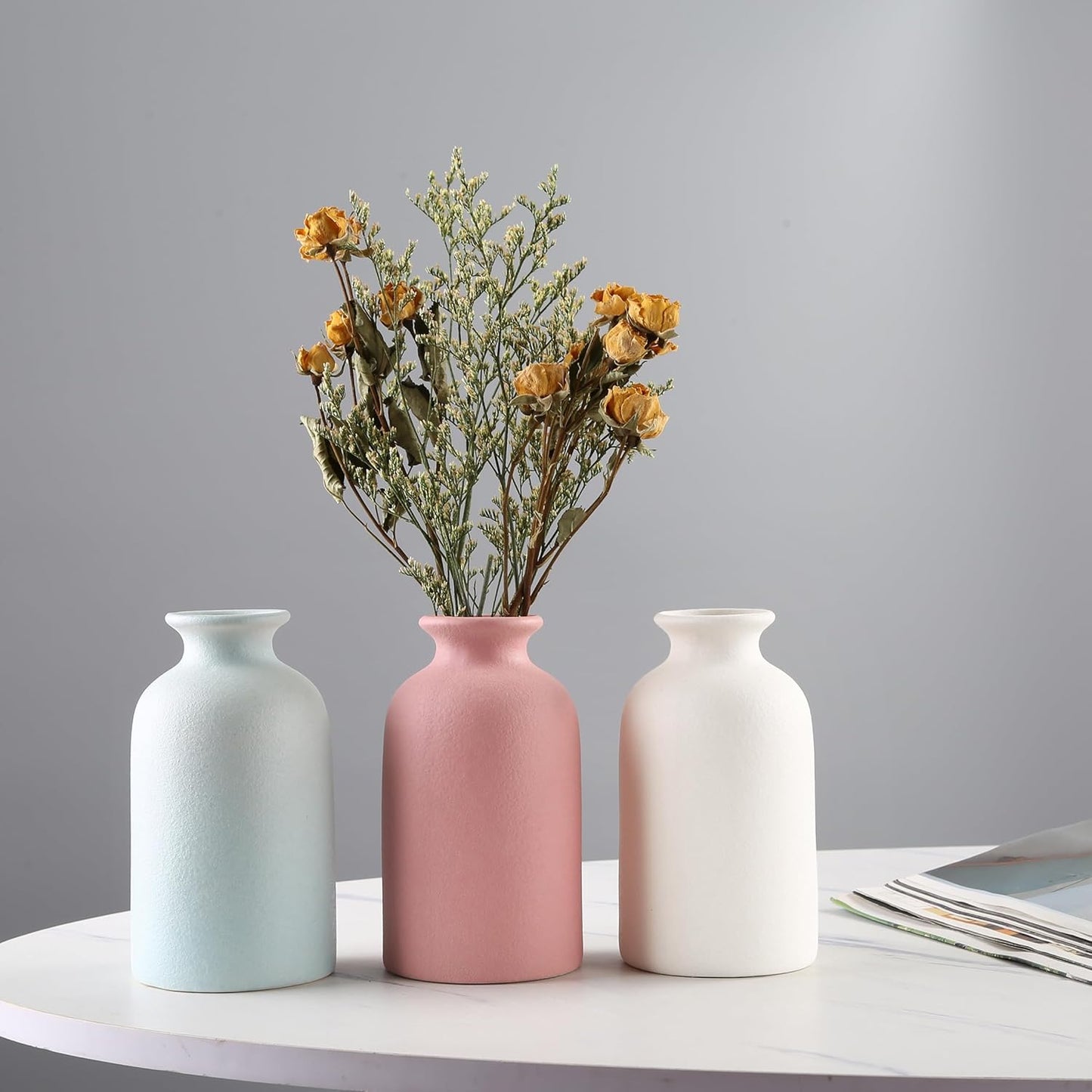 Ceramic Vase / Dry Flower Vases Minimalism Style for Modern Table Shelf Home Decor / White / Small