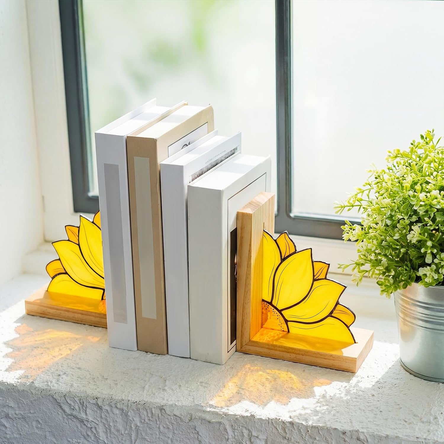Oak Wood Base Stained Glass Novelty Bookends Organizer Book Ends / Sunflower / Yellow