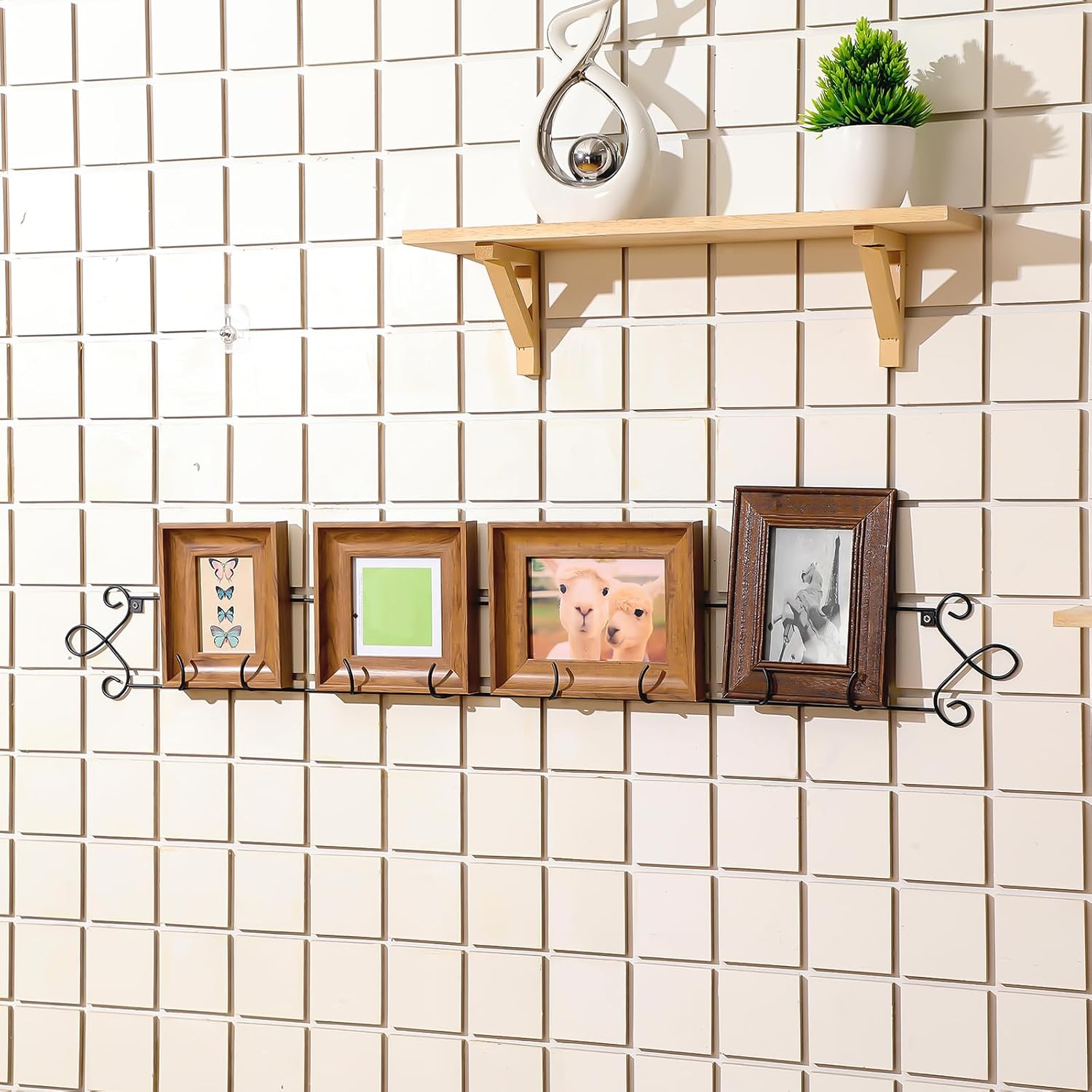 Yaocom 2 Pcs Horizontal Plate Rack Black Large Plate Hangers for the Wall Metal Decorative with 4 Non Adjustable