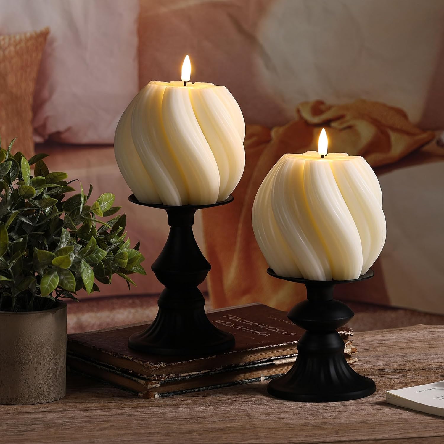Swirl Flameless Candles / Cream White