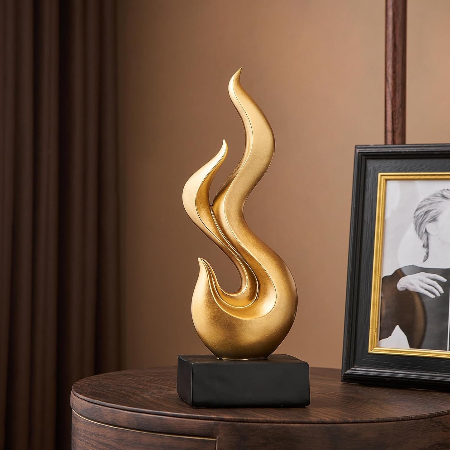 Decor Flame Statue / Gold