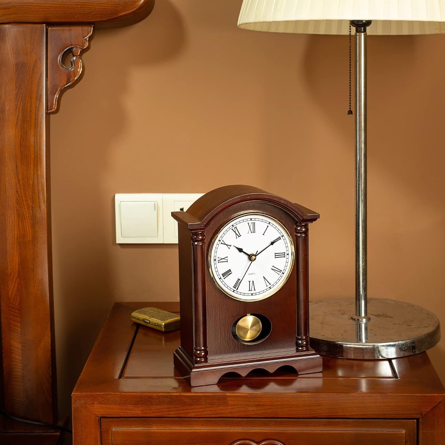 AYRELY® Classic Grandfather Mantel Clock for Living Room Déco, Elegant Wooden Finish, Gold-Tone Pendulum, Desk Clock