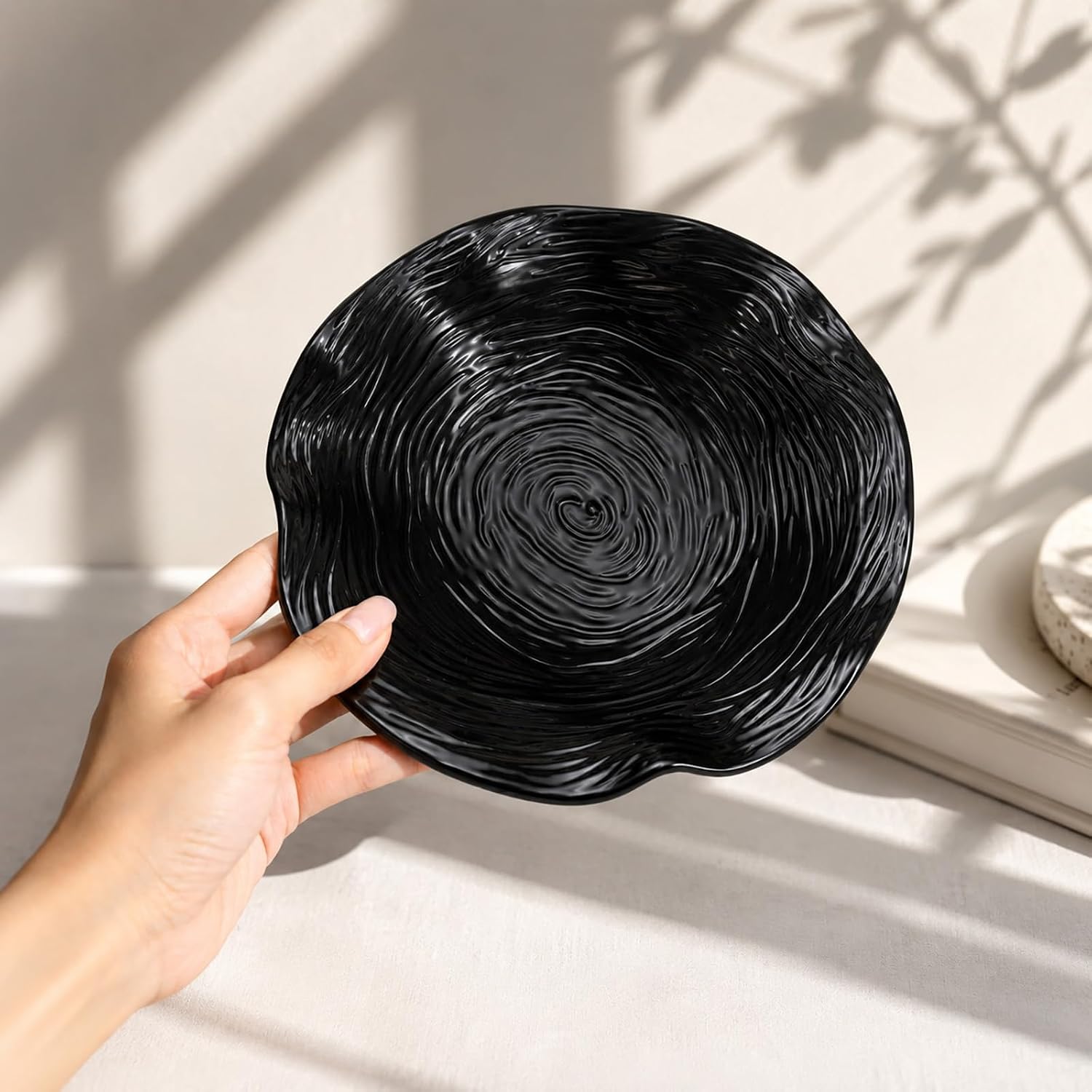 Ceramic Decorative Bowl / Black