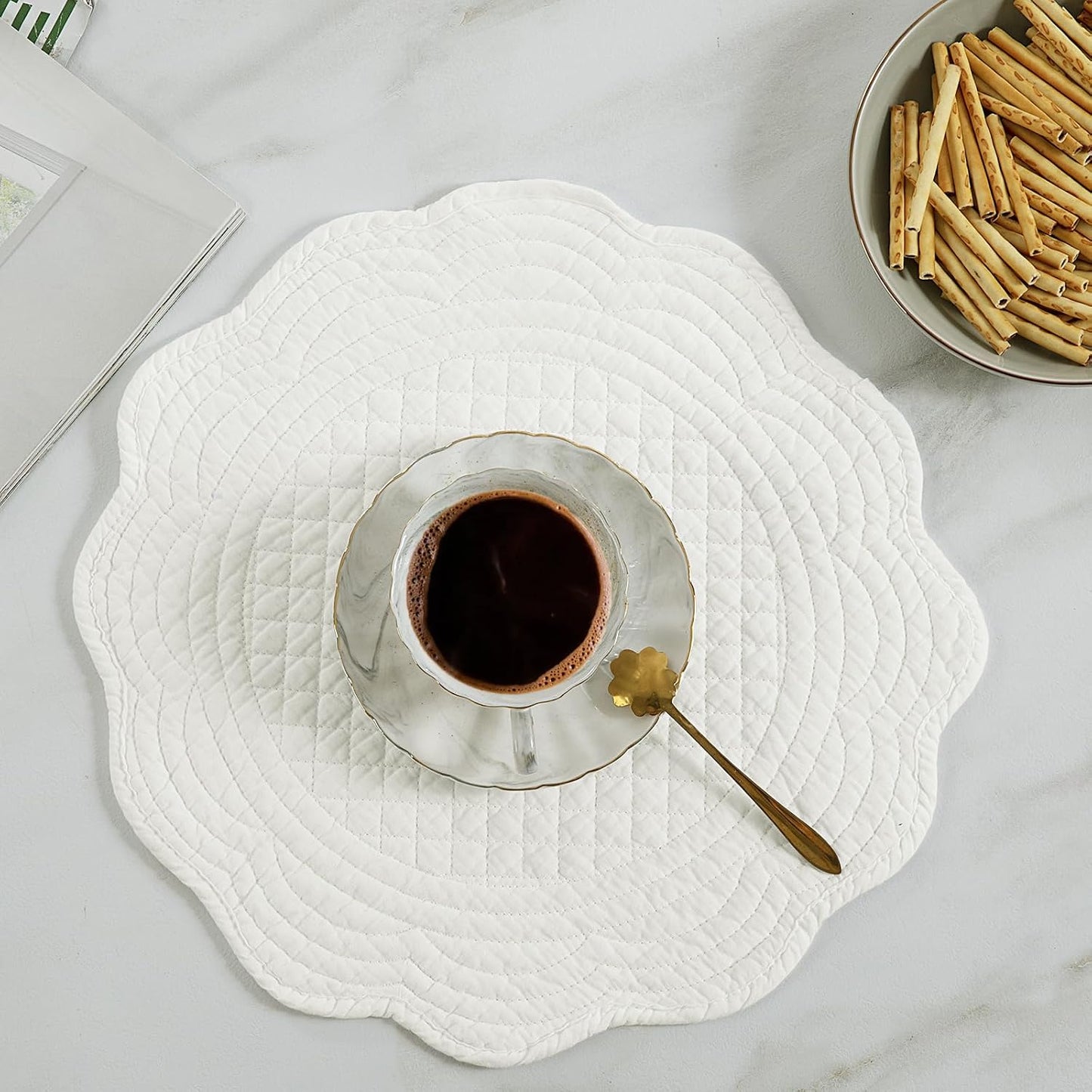 HOMBYS Quilted Placemats Set of 6 Washable Round Placemats for Kitchen Table-100% Cotton Fabric 14 Inch Round Table