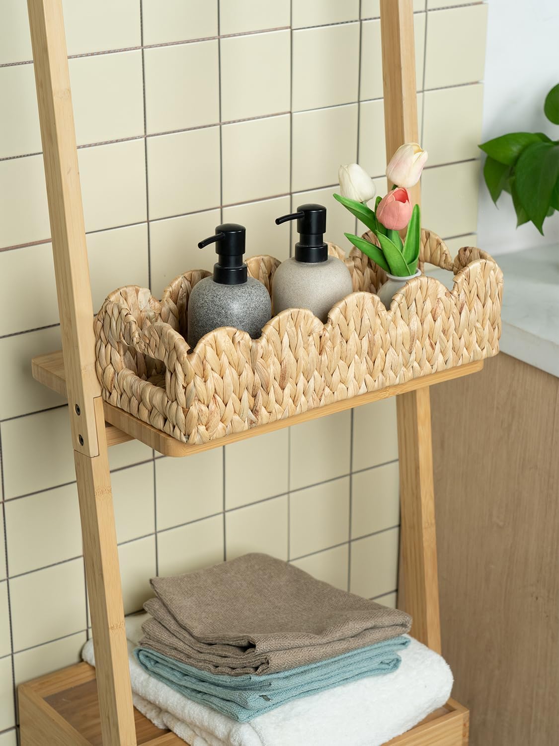 Scalloped Edge Wicker Basket for Toilet Paper Storage / Rectangle