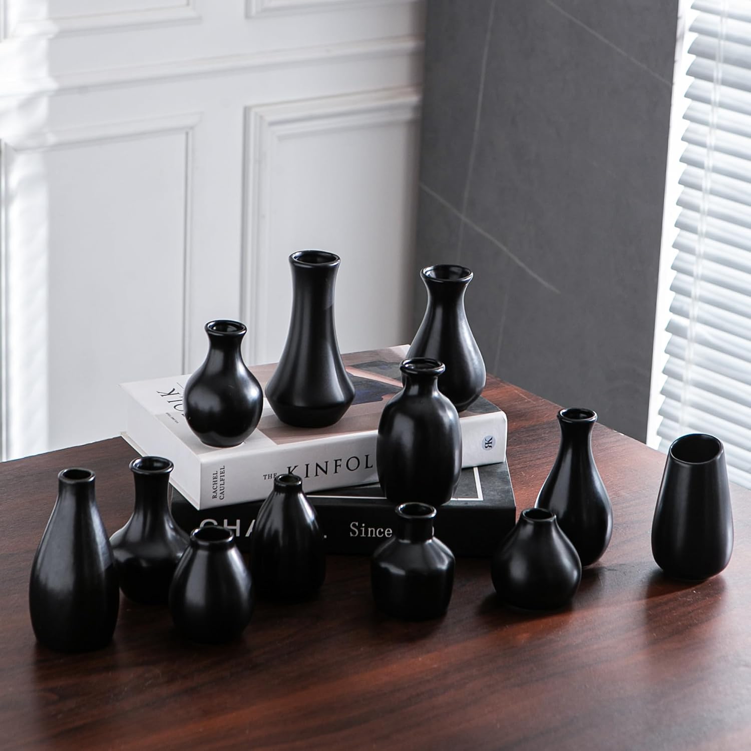 Elegant mini ceramic vases / Black / Set of 12
