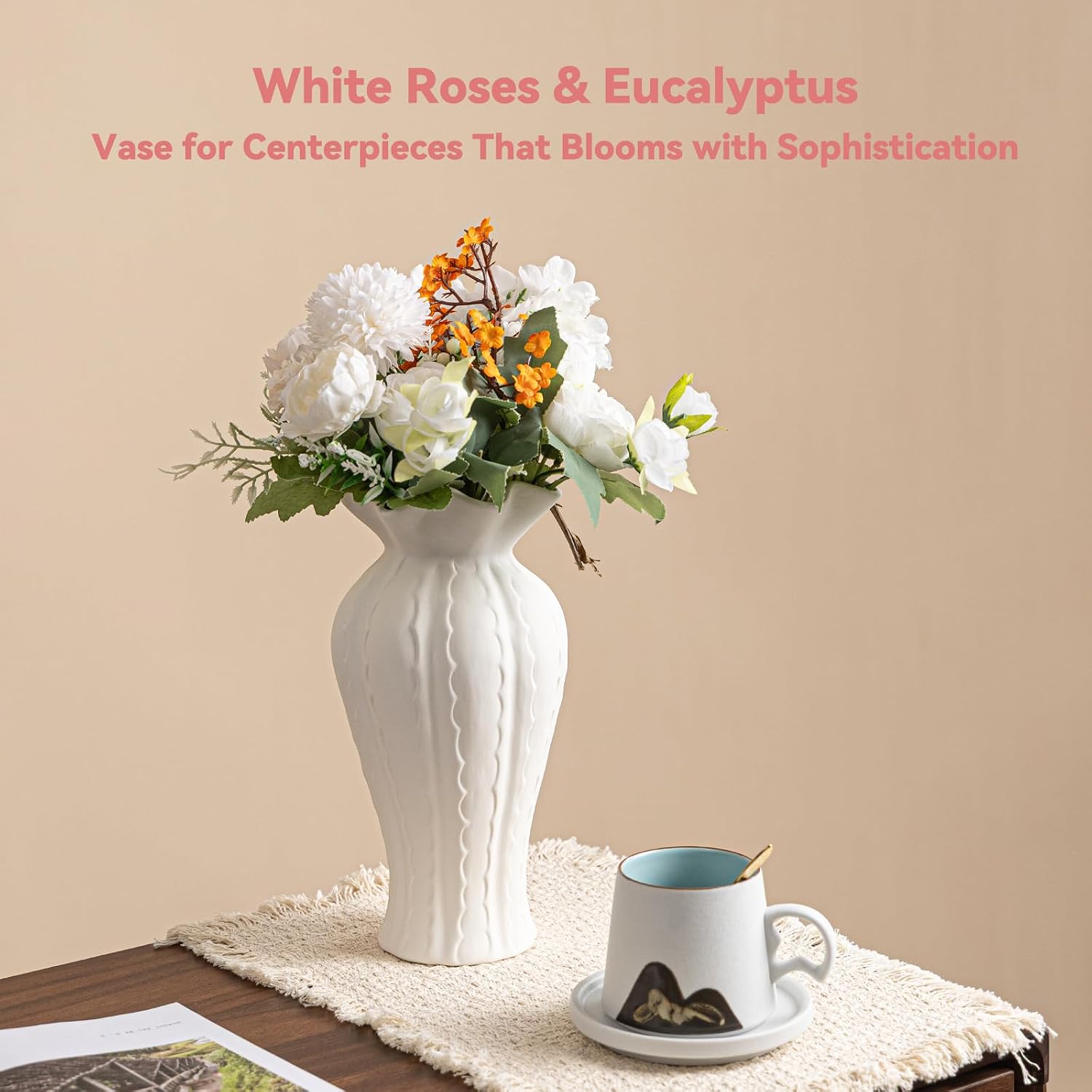 Sculptural Lily Vase / White