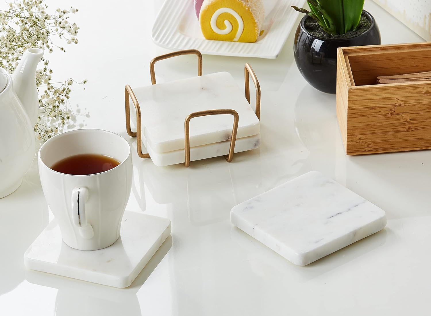 Holder / Square Modern Coasters / White / 4 Inch