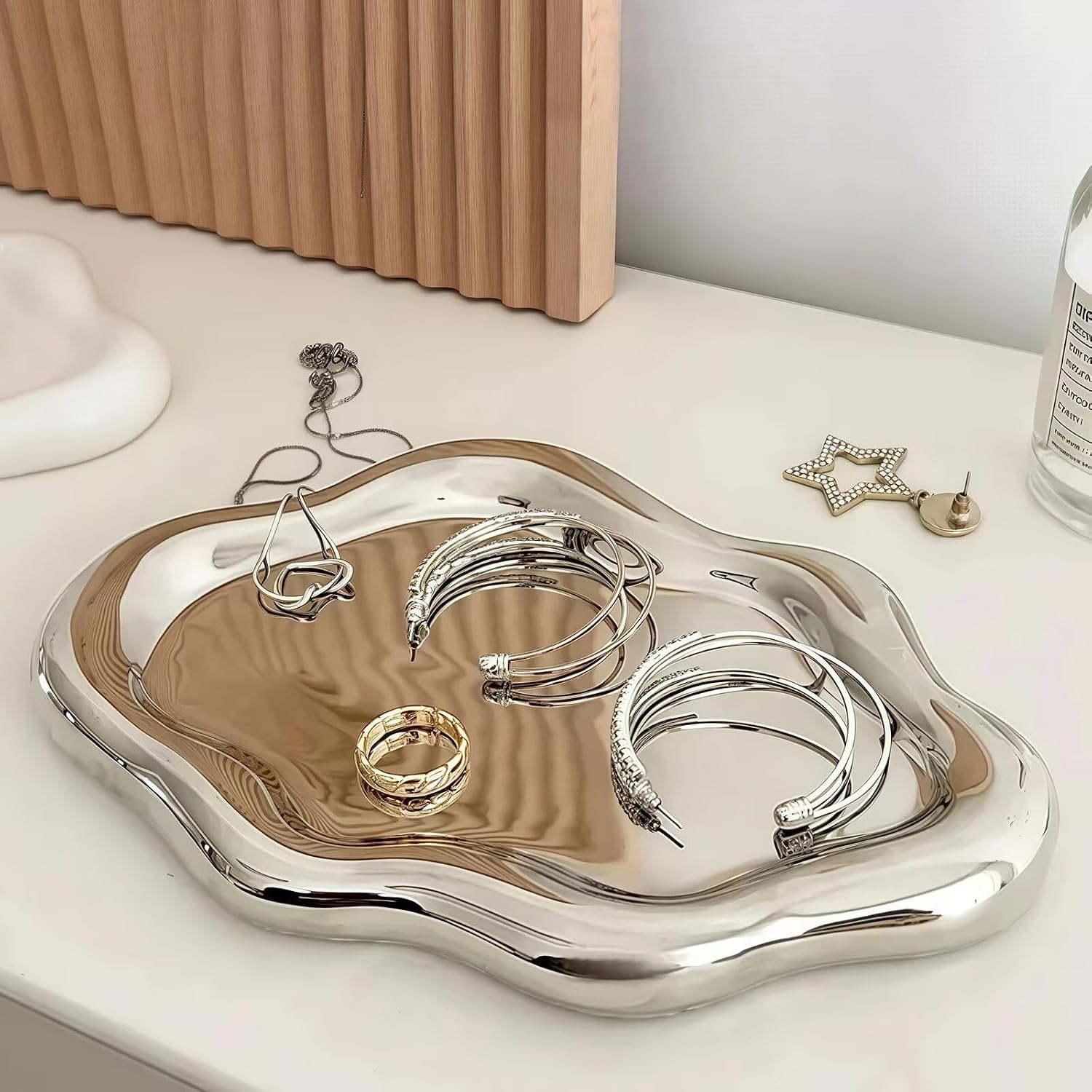 Room Decorative Vanity Tray / Silver
