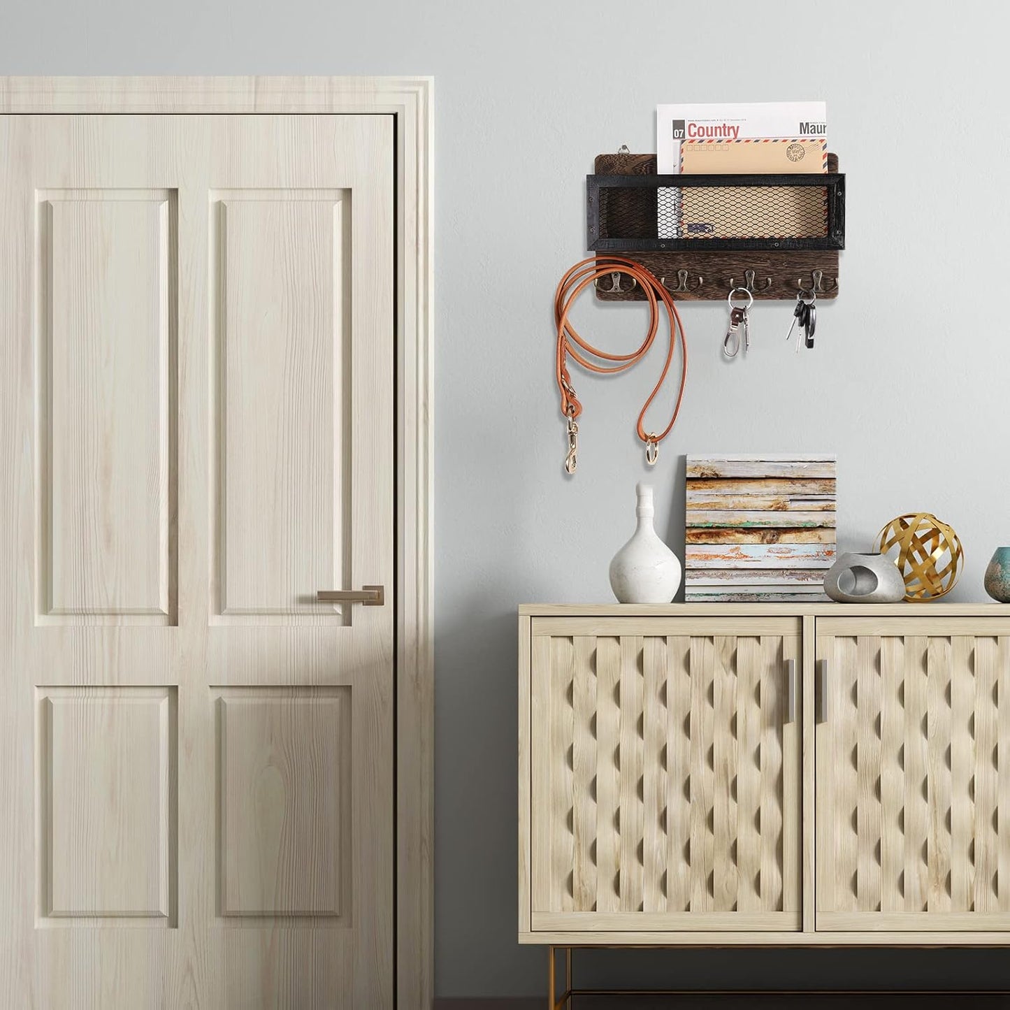 Wooden Wall Mount Key Rack Hanger Organizer / Brown