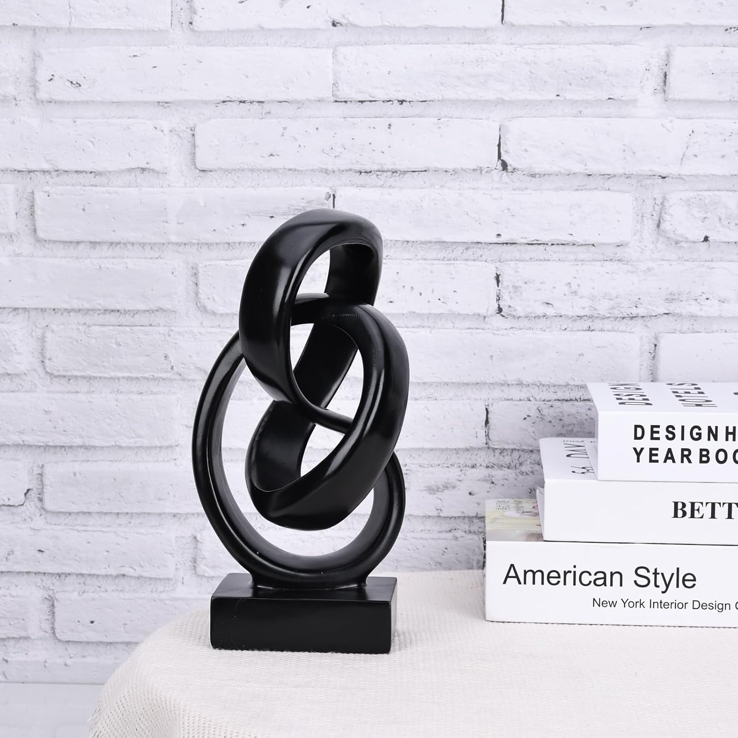Abstract Knot Sculpture / Black