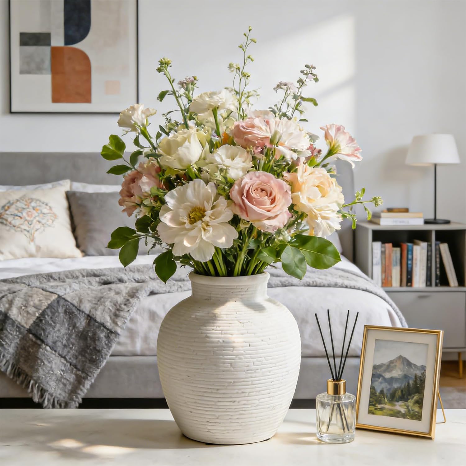 6- Modern Ceramic Vase / White