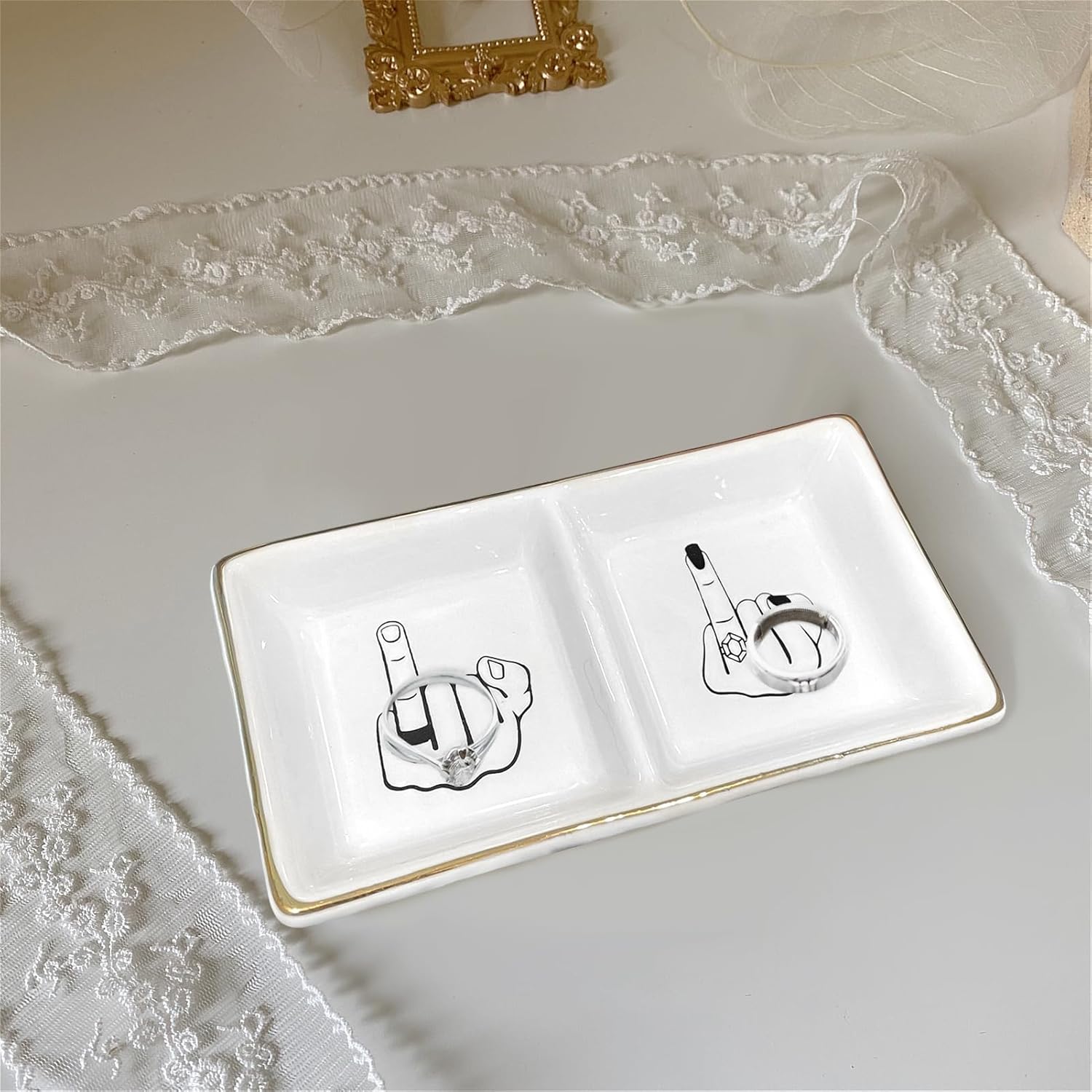 Elegant Finger Ceramic Ring Holder for Engagement / Fingers