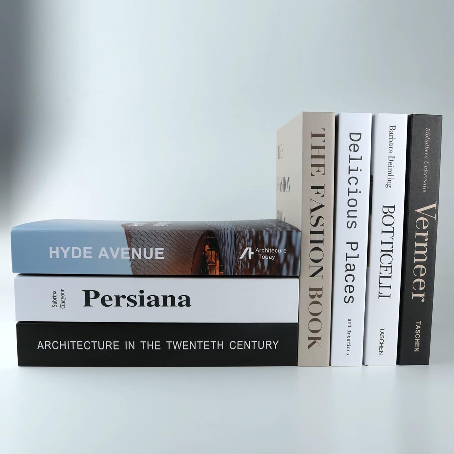 Decorative Books / Black and whiteshelf Decor Accents Library décor / Black and White / Set of 7