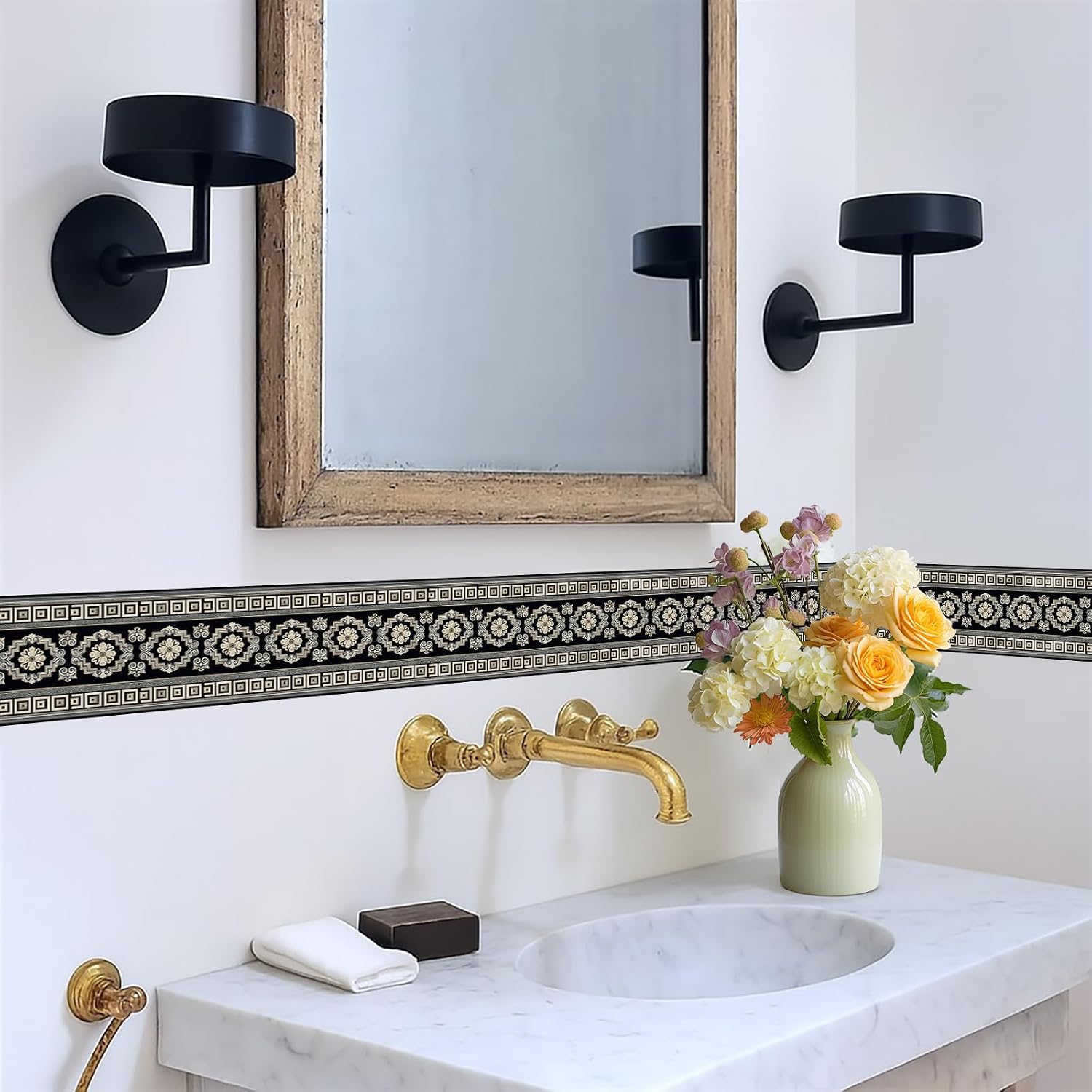 Black White Wallpaper Border Peel and Stick Wall Border Self Adhesive / Black White / 196 x 4
