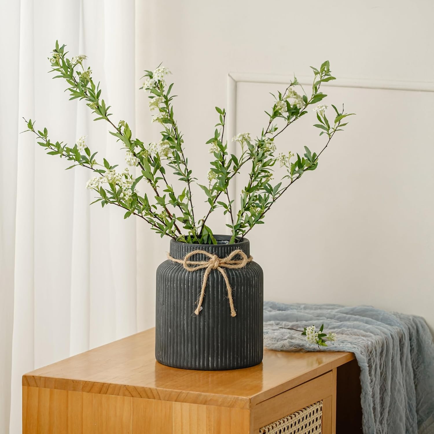 Rustic Ceramic Vase / Black / 7.2 Inch