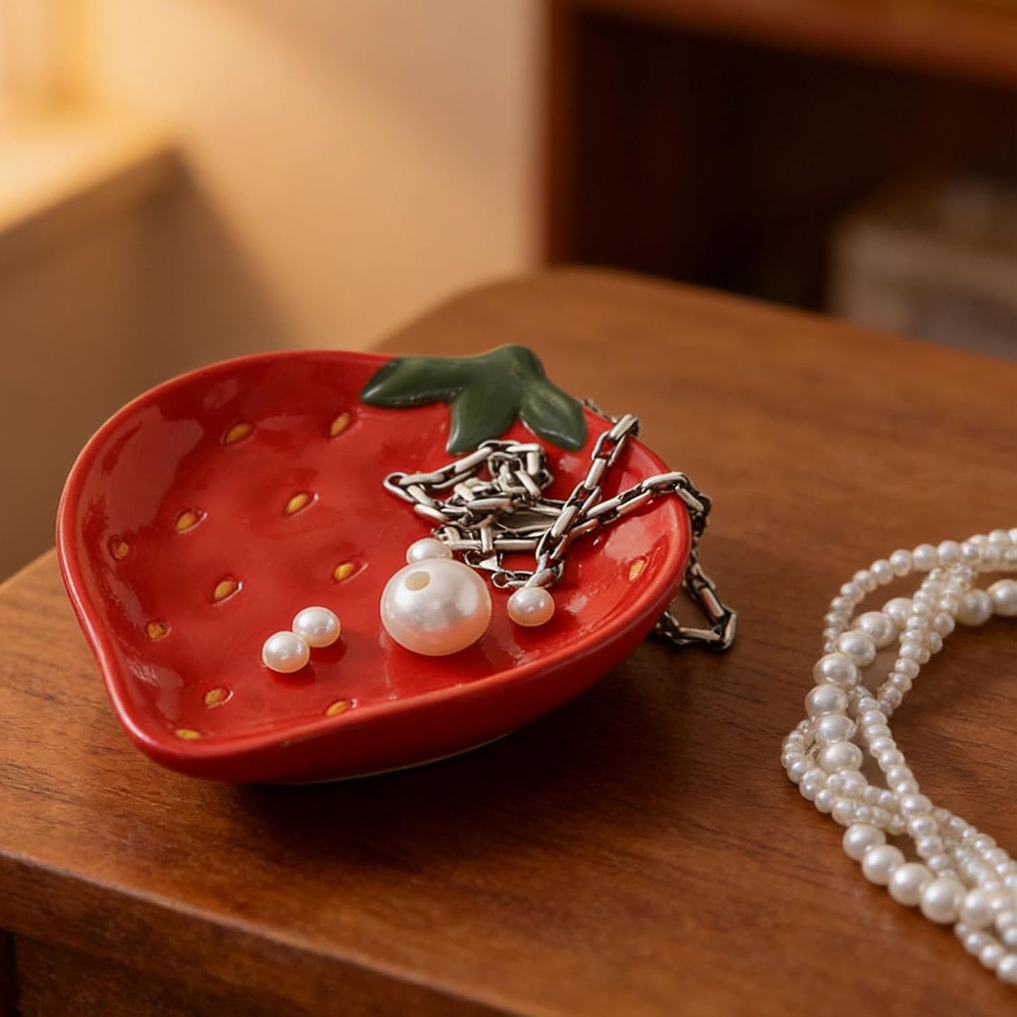 Strawberries Jewelry Dish Tray Ceramic Ring / Red Strawberries Decorative Tray / 5.52 x 4.53 x 0.91
