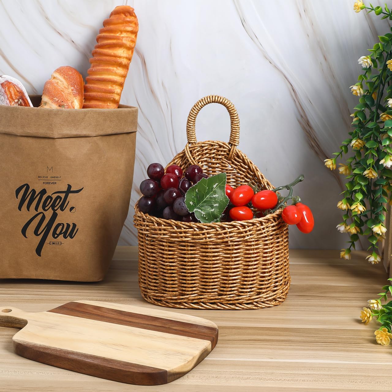 Plastic Woven Organizer / Small Wall Hanging Wicker Storage Basket