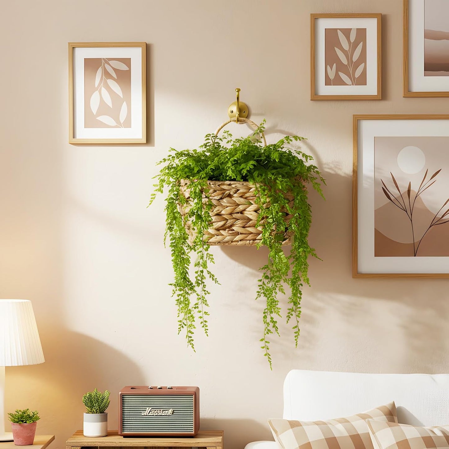 Rustic Farmhouse Wall Decor Organizer / Natural-water Hyacinth / Small