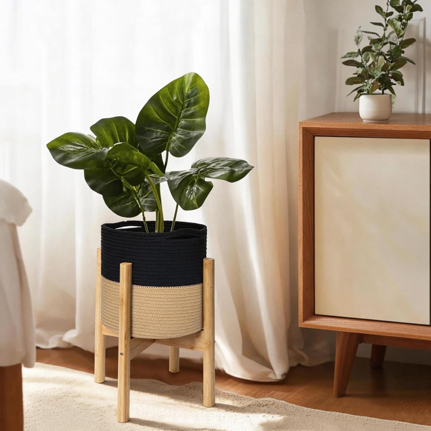 Bamboo Wood Stand / Black and Jute