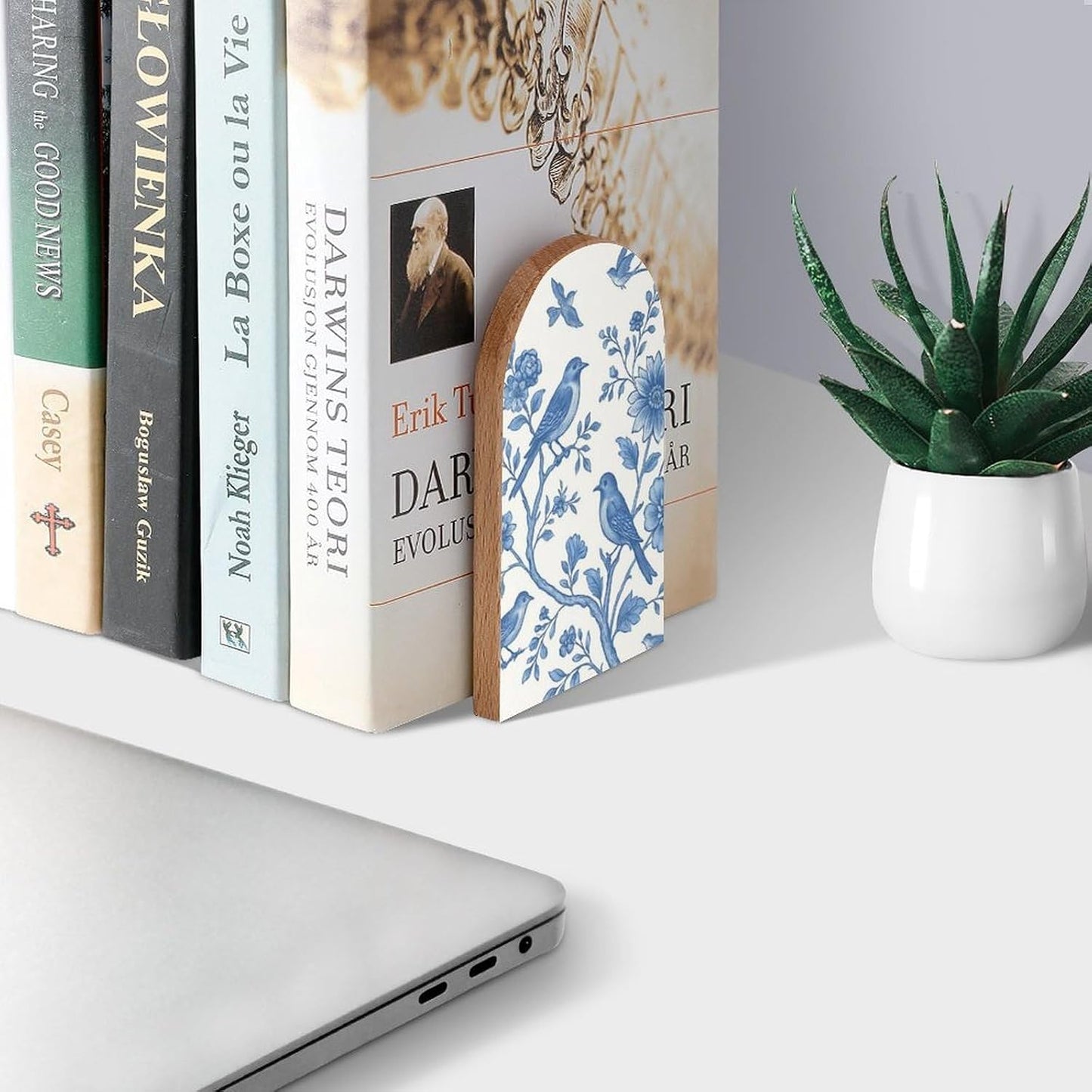 Blue and White Flowers Birds Book Ends Decorative Wood Bookends / Blue White Flowers Birds / 5 x 3.1