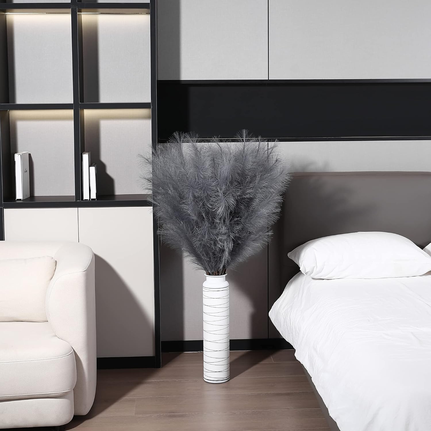 Tall Faux Pampas Grass Decor / Grey / 45 Inch / Set of 8