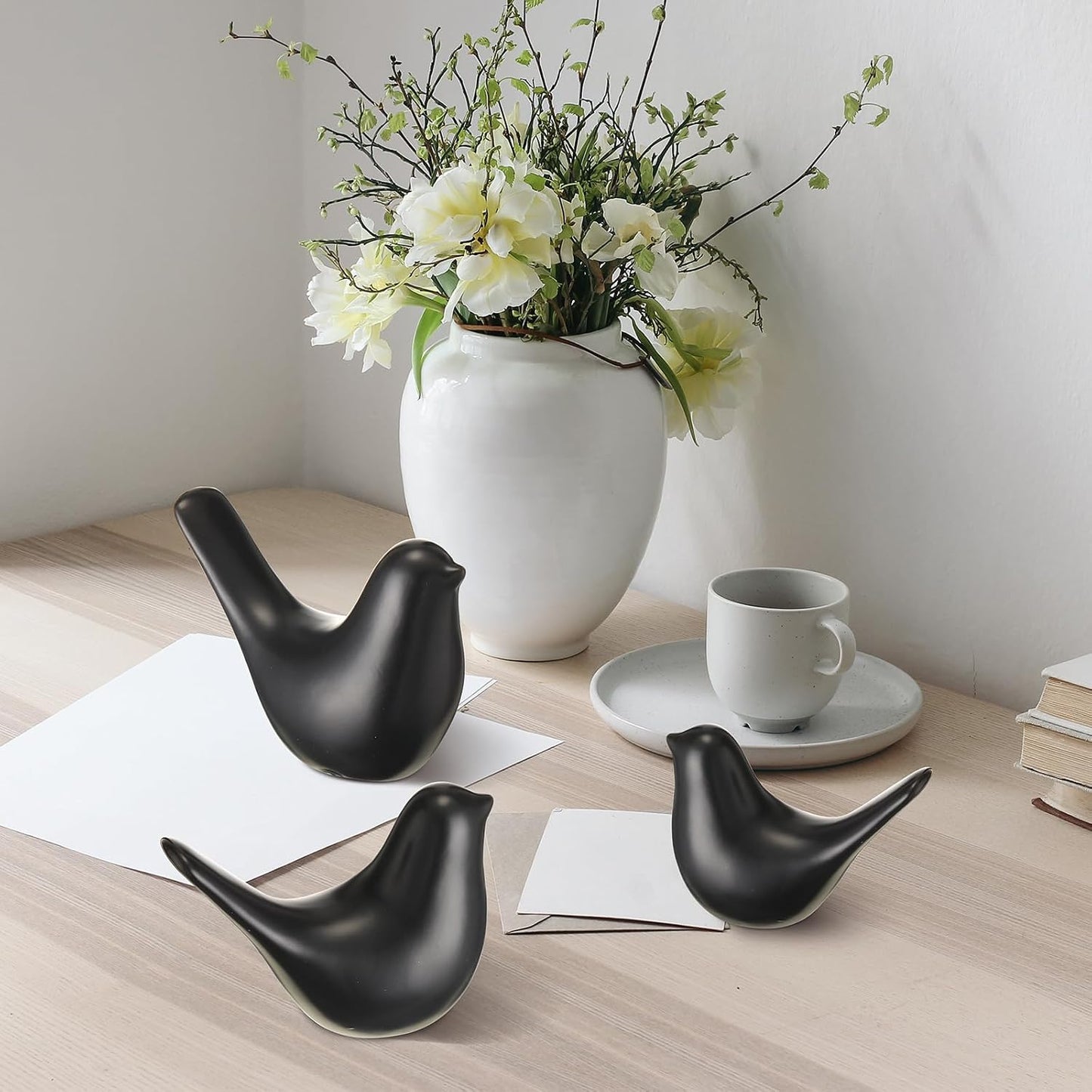Bird Decor Figurine Ceramic Bird Statue Small Modern Figurines Home Decor / Black / Set of 3
