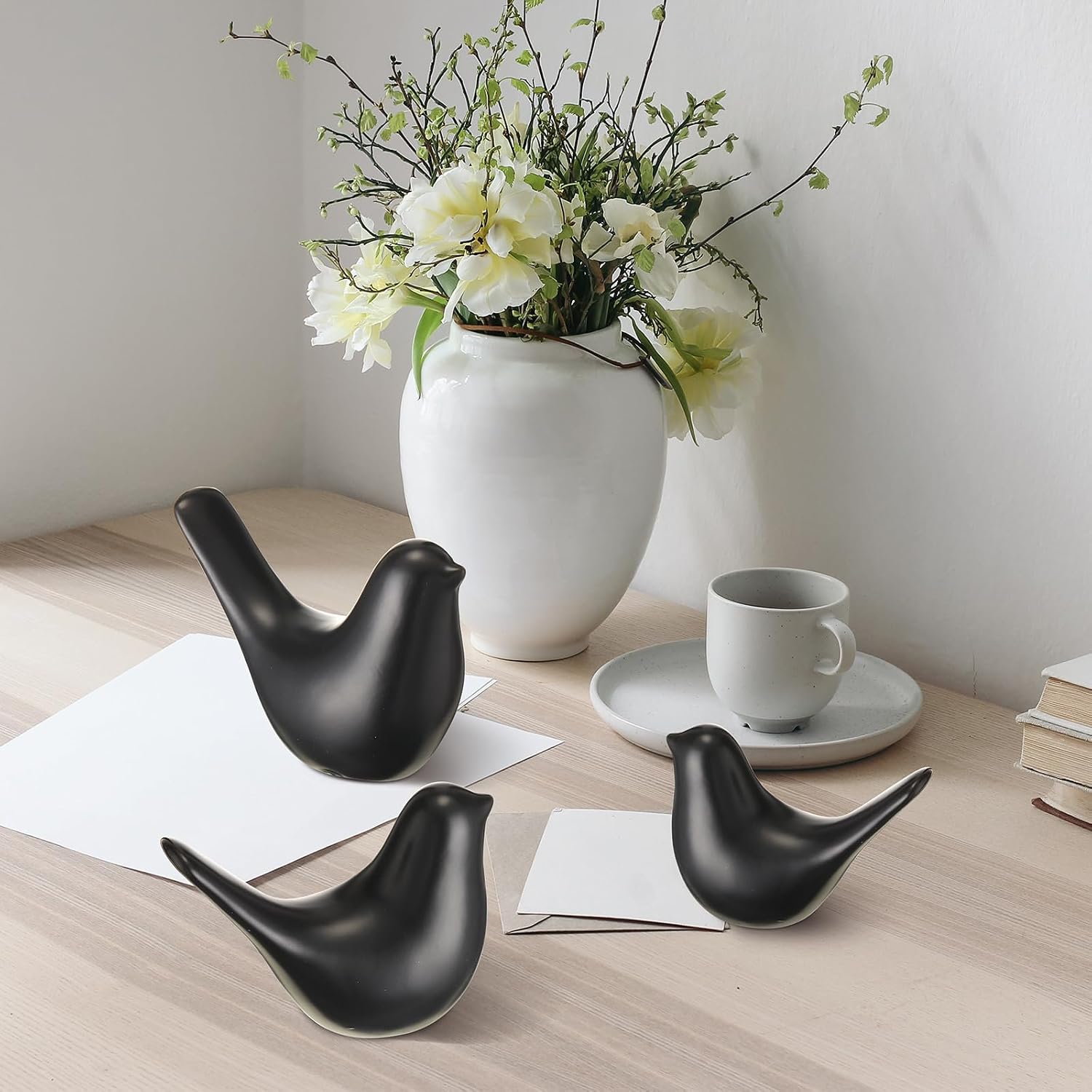 Bird Decor Figurine Ceramic Bird Statue Small Modern Figurines Home Decor / Black / Set of 3