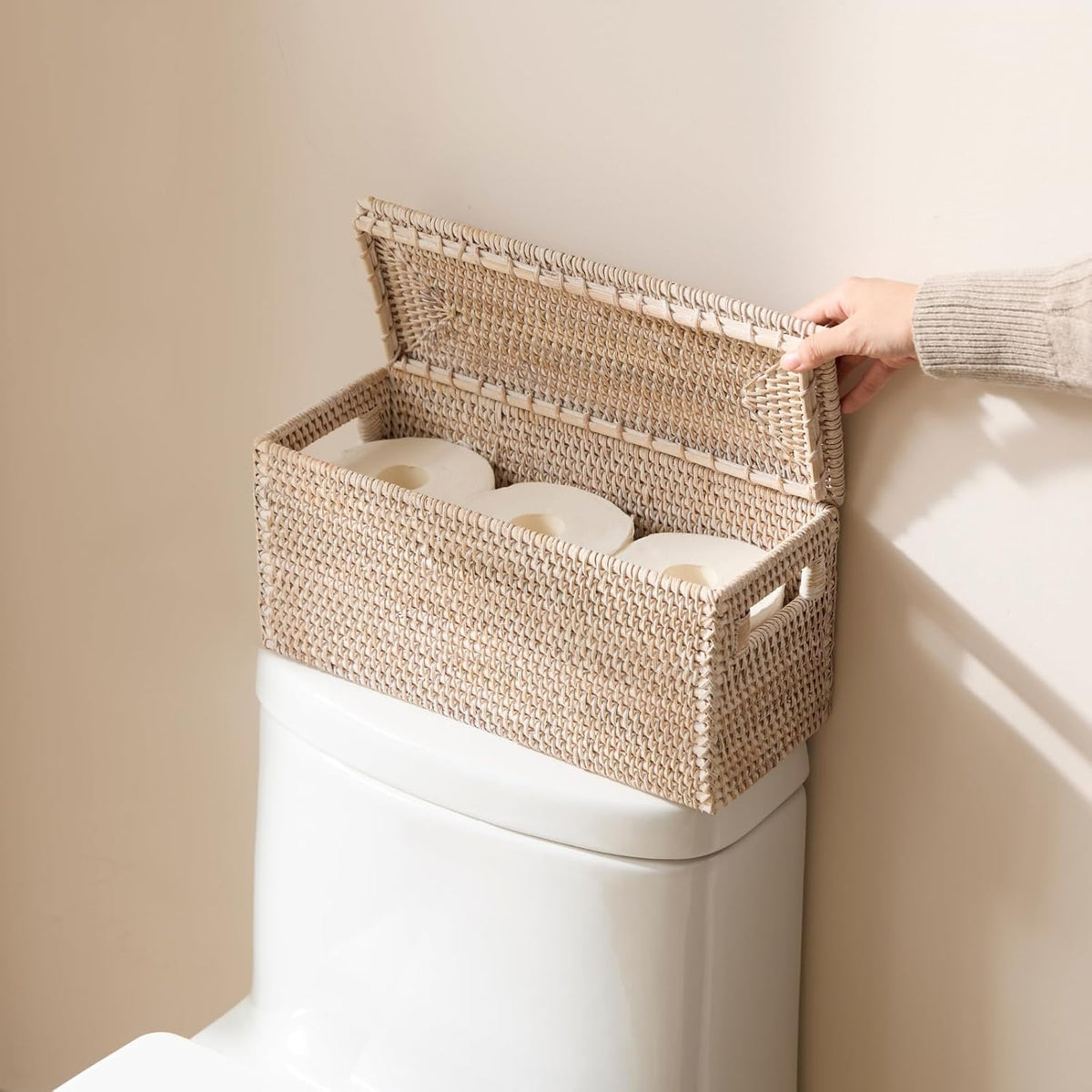 YANGQIHOME Toilet Paper Basket, Rattan Toilet Tank Basket for Bathroom, Wicker Baskets with Lid for Storage, Whitewash