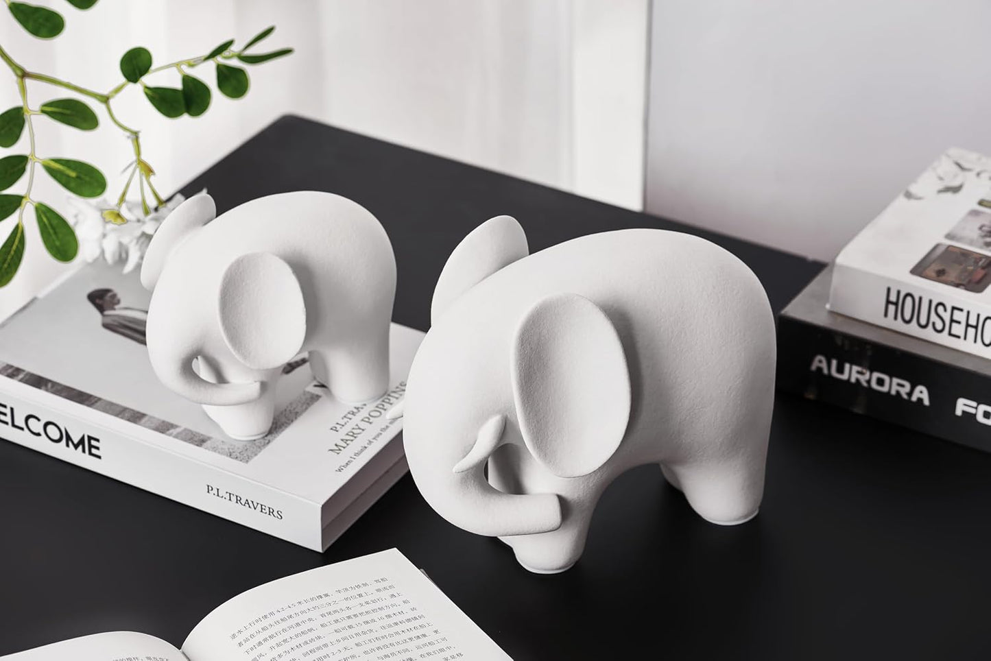 Modern Simple Ceramic White Elephant Living Room Home Office Decoration / Small White Elephant