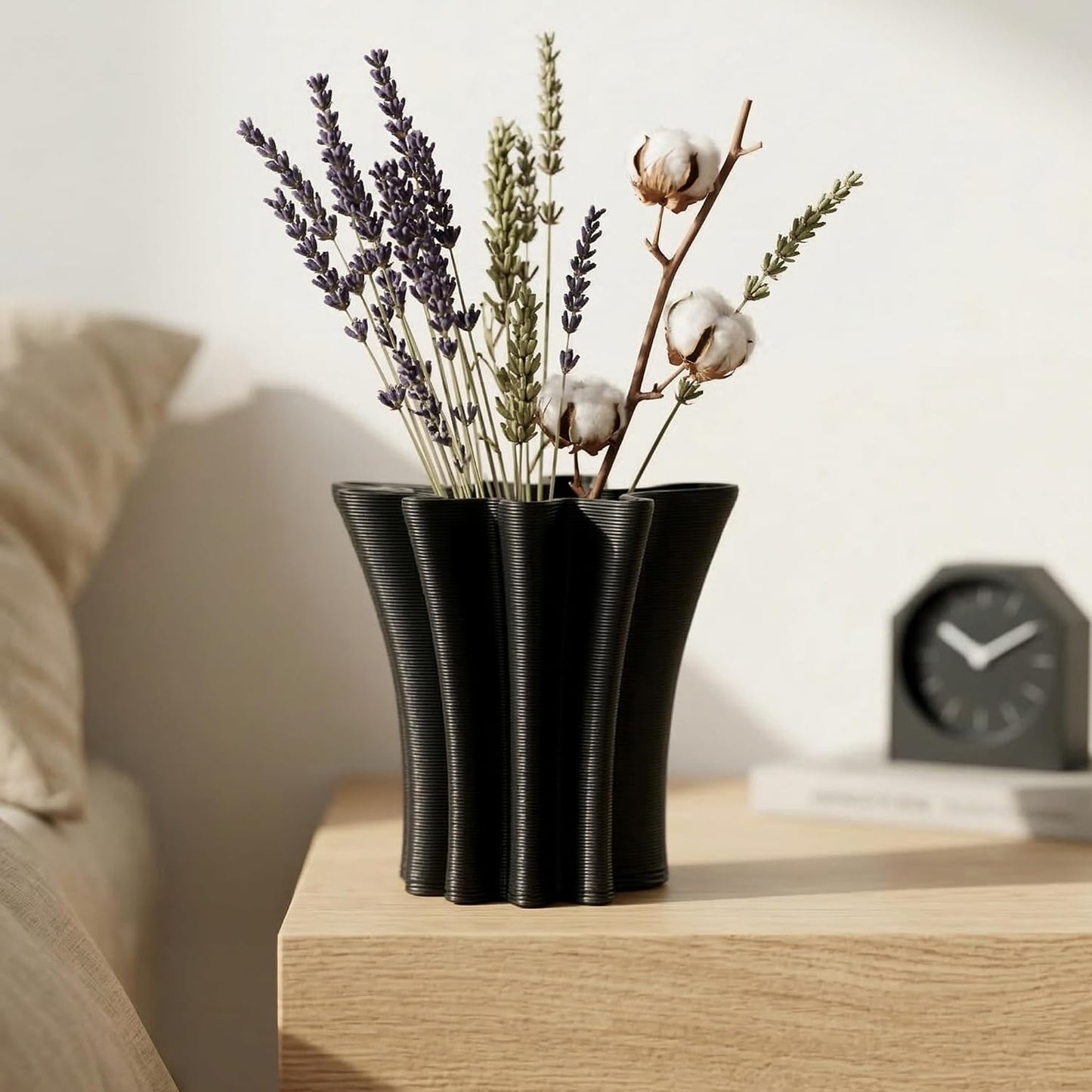 Contemporary Black Ceramic Vase / Black-d, 5.5 Inch