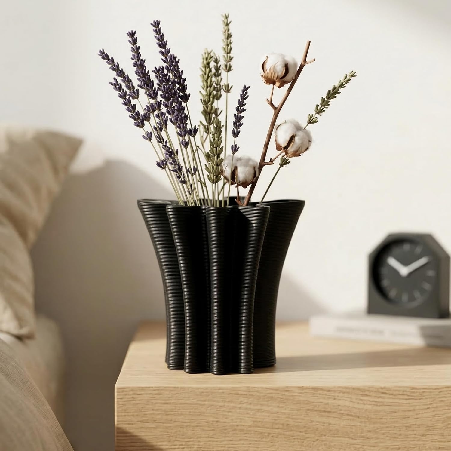 Contemporary Black Ceramic Vase / Black-d, 5.5 Inch