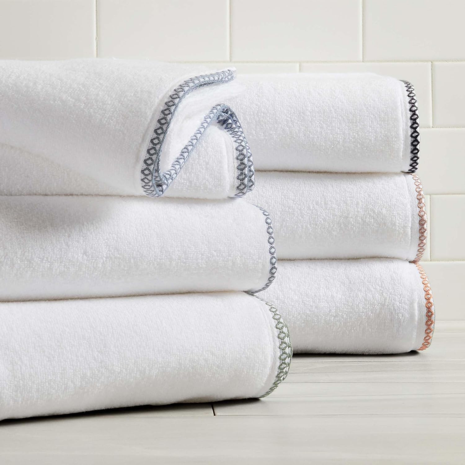White/Green Bath Towel Set - Ultra-Soft Cotton, Boho-Chic Border Design - 4 Bath Towels (54" x 30") - Absorbent
