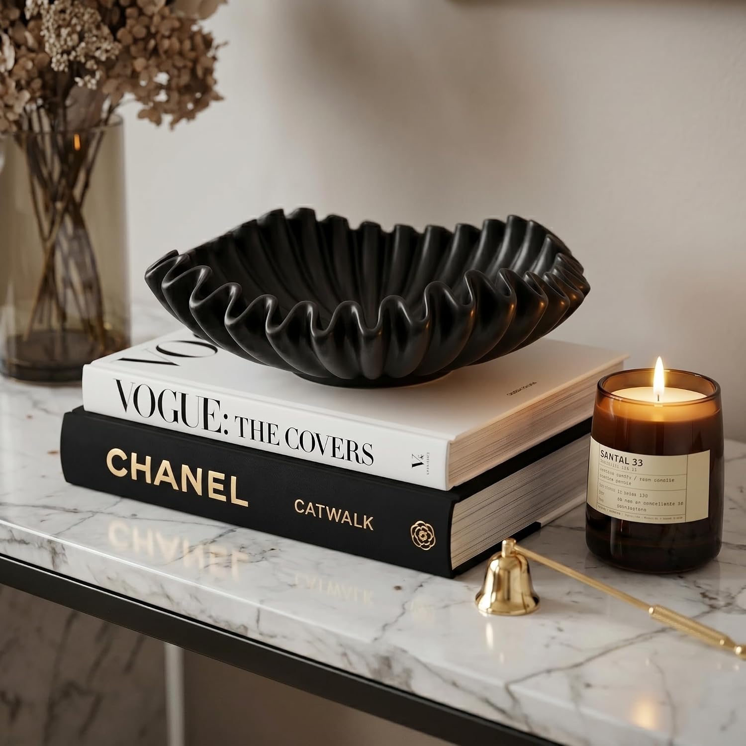 Resin Ruffled Bowls / Black