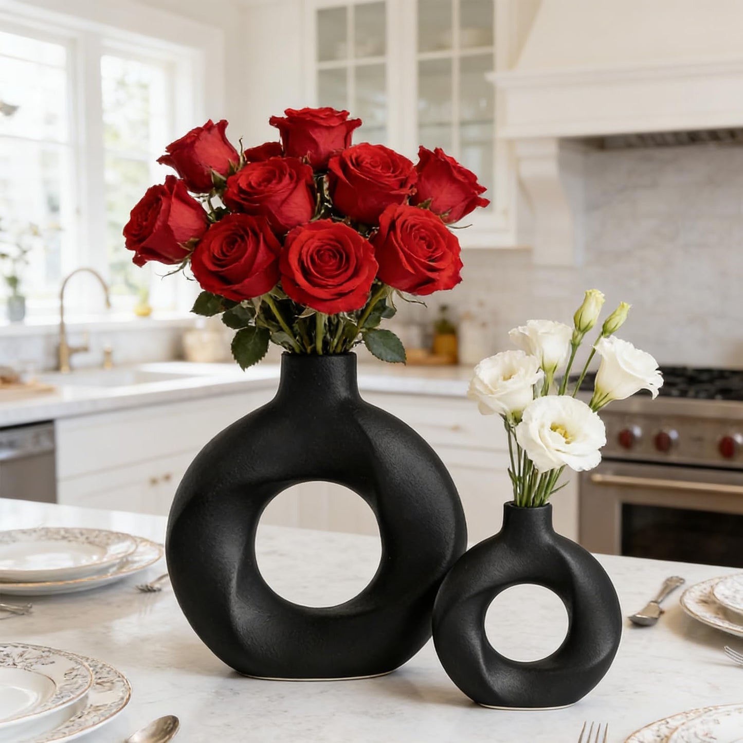 Donut Ceramic Vase / Black / Set of 2