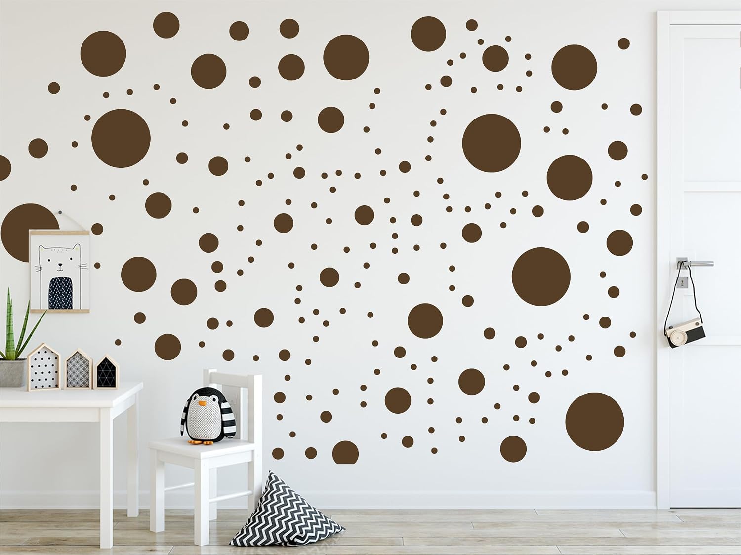 500+ Assorted Polka Dot Circle Wall Stickers for Kids Bedroom Living Room / Brown
