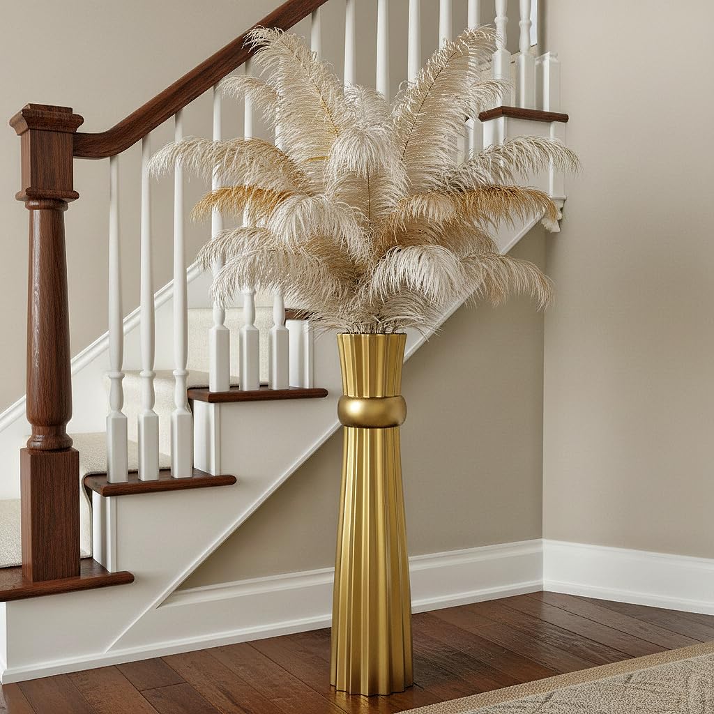 Striped-Shaped Vase / Gold / 23.6 In