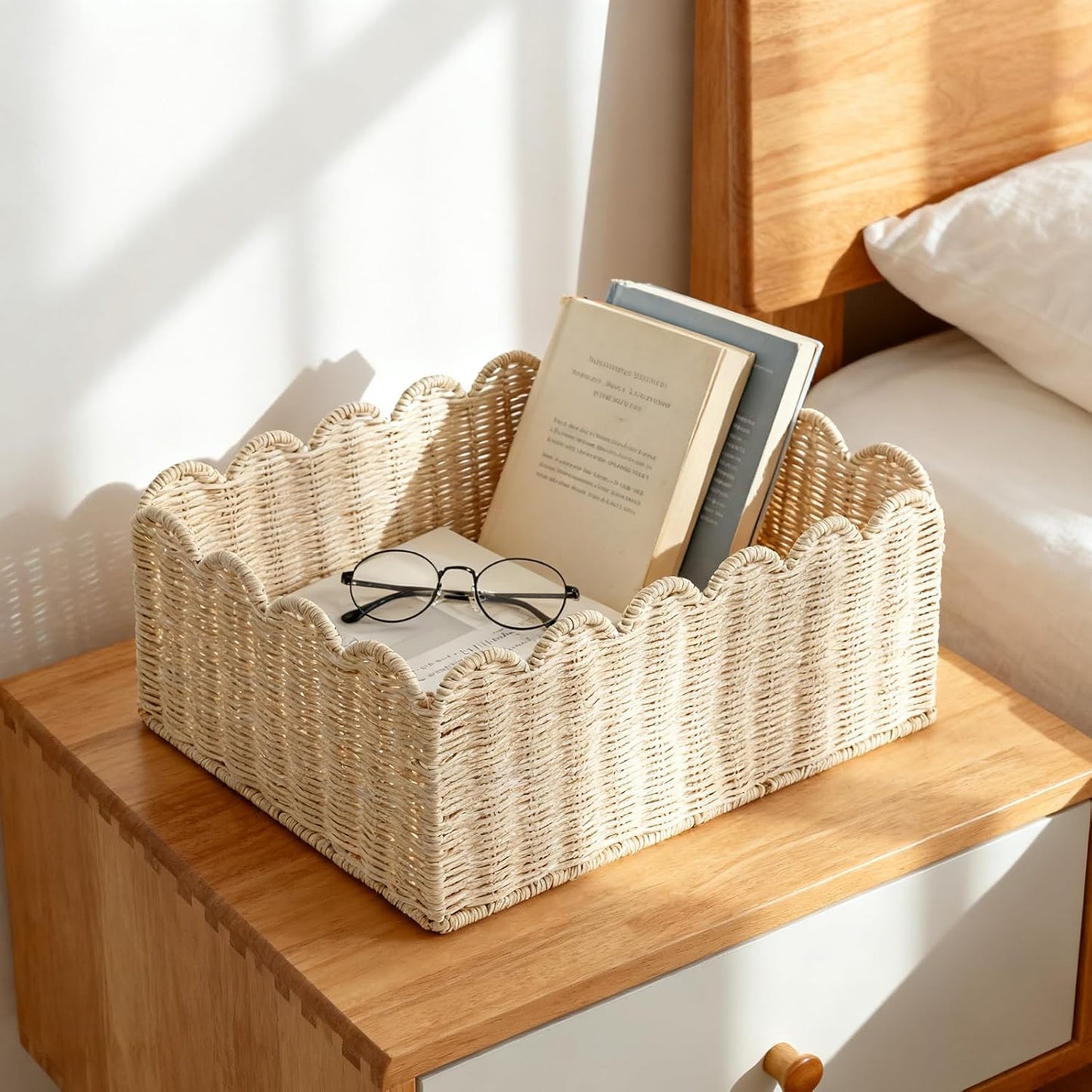 Scalloped Basket / Hand Woven Baskets / Off White / M