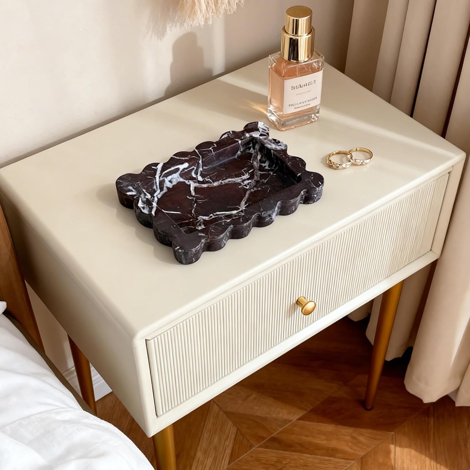 Rectangle Scalloped Tray for Women Home Décor / Rosa Levanto / Natural / 6.3 x 4.7